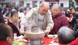 宜宾翠屏：和美乡村人气足 欢声笑语迎新年