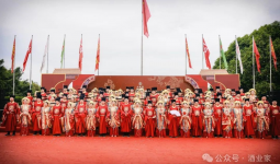 首创沉浸式山水婚典IP，五粮液发起婚宴市场新攻势、助力文旅融合发展！