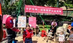 筠连县新联会开展5.12防灾减灾主题宣传活动启动应急救护公益地摊项目