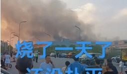 四川宜宾一纺织公司发生火灾，警方介入调查！