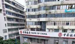 大观楼南门桥青年街妇幼保健院中国银行旁电梯四楼一室