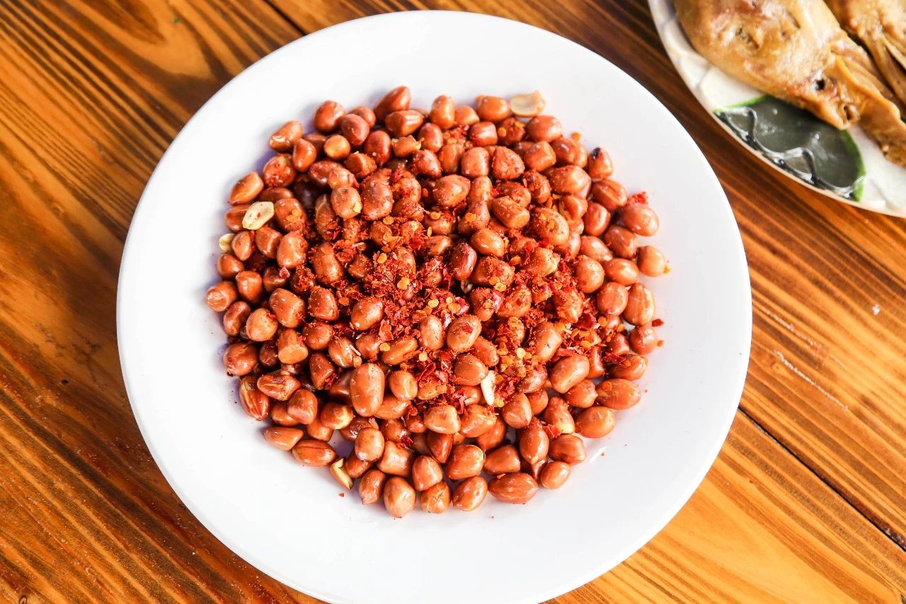 9抢130元虾爬舞爪夜宵套餐!香辣蟹 仔排 鸭脑壳 .5大菜品,超过瘾!