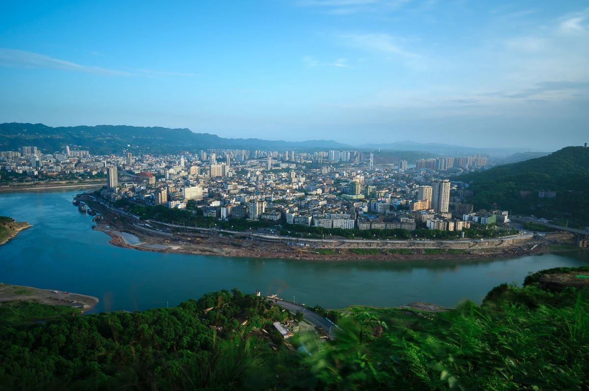 江景房最低6500!宜宾人的白月光,真有那么香?